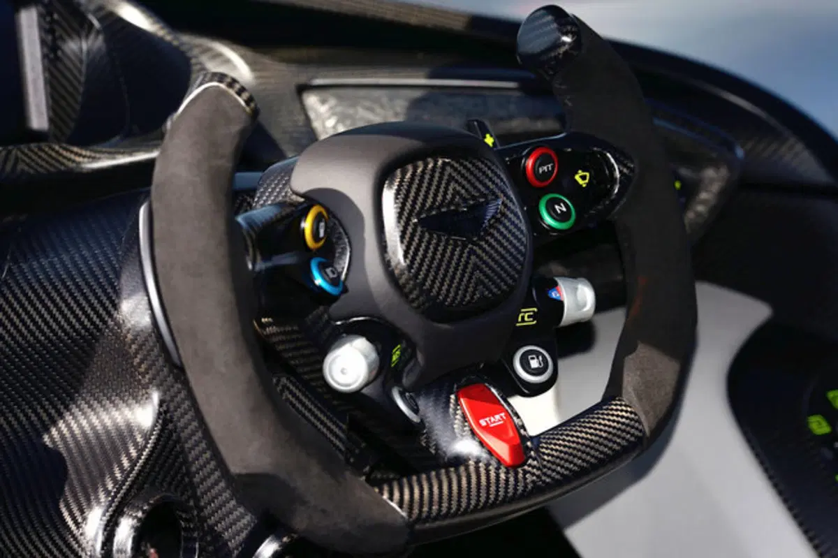 Aston Martin Vulcan: all'asta l'esemplare numero 11 (6)