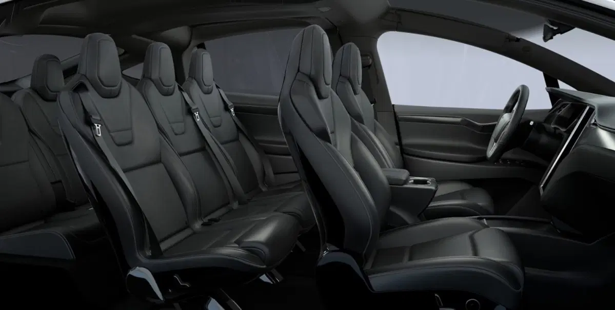 Tesla Model X, svelata la nuova crossover elettrica californiana (9)