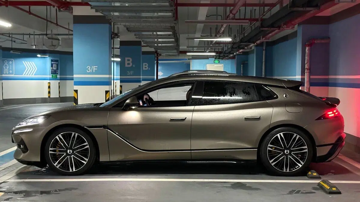 BYD Denza Z9 GT: due motori, da 858 a 952 CV, meglio di Porsche? (47.500 dollari) (3)