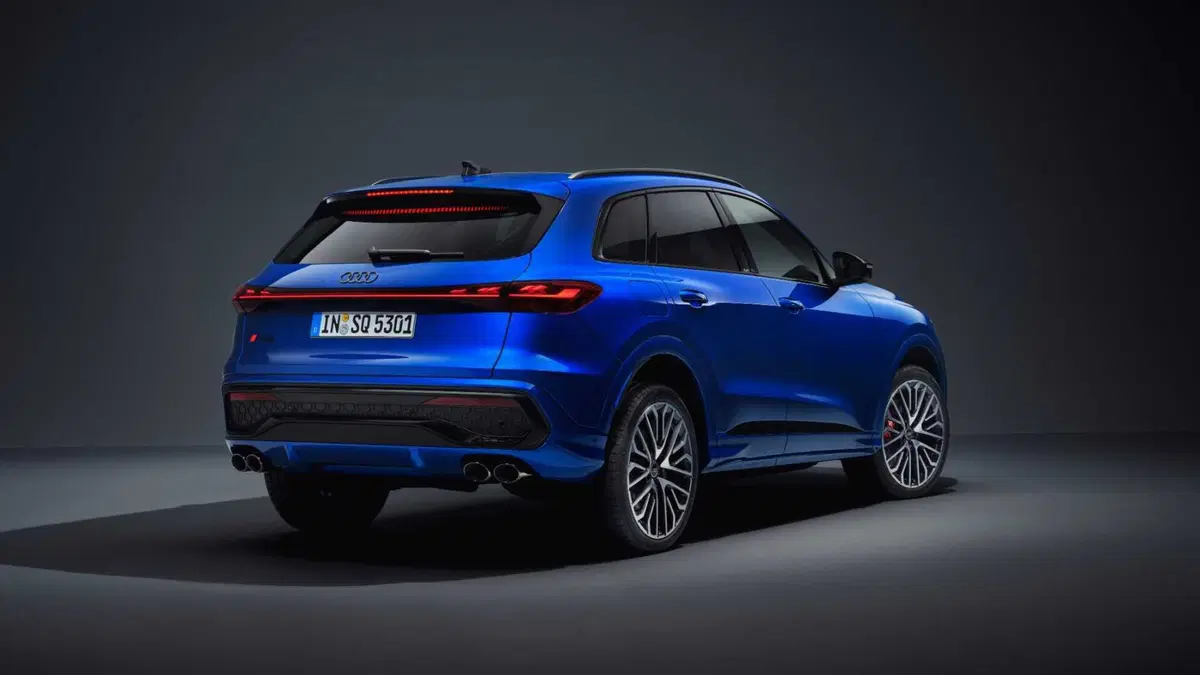 Audi SQ5 (2024-->>) (4)