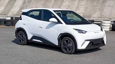 BYD, a Parigi il debutto della supercar U8 e un nuovo modello per l'Europa
