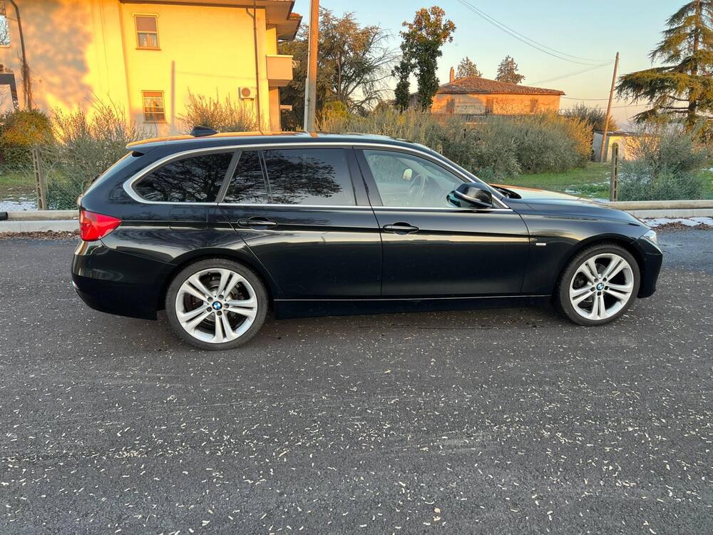 BMW Serie 3 usata a Rimini (4)