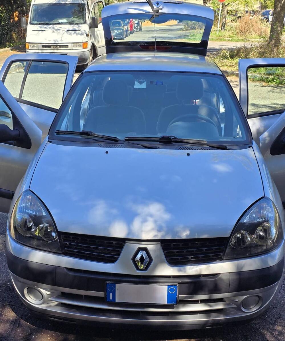 Renault Clio usata a Roma (10)