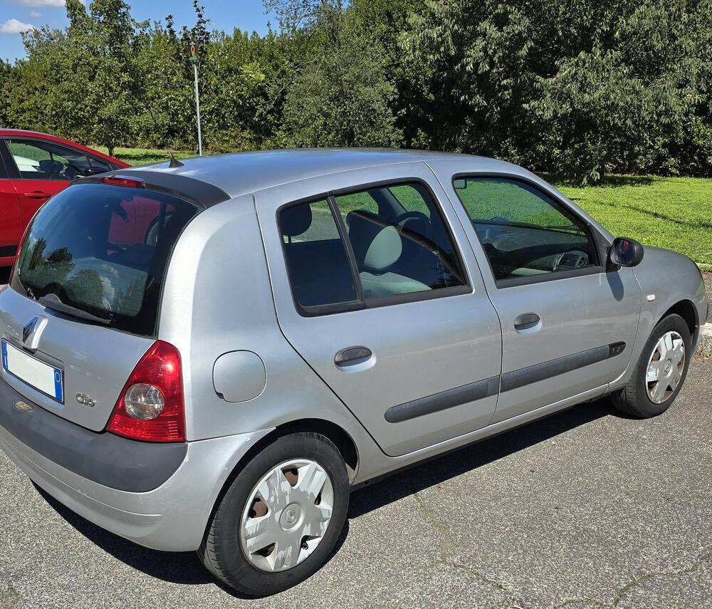 Renault Clio usata a Roma (13)