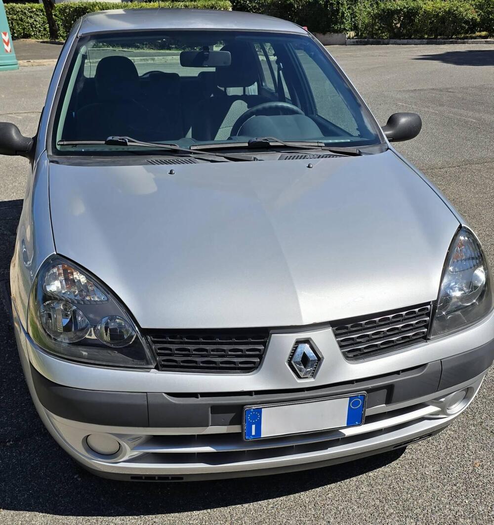 Renault Clio usata a Roma (18)