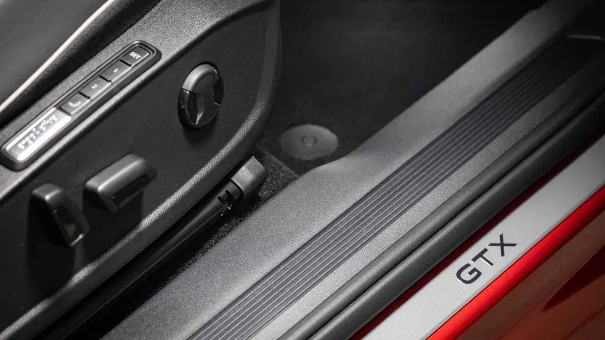 Volkswagen ID.5 79 kWh GTX 4motion 340cv (15)