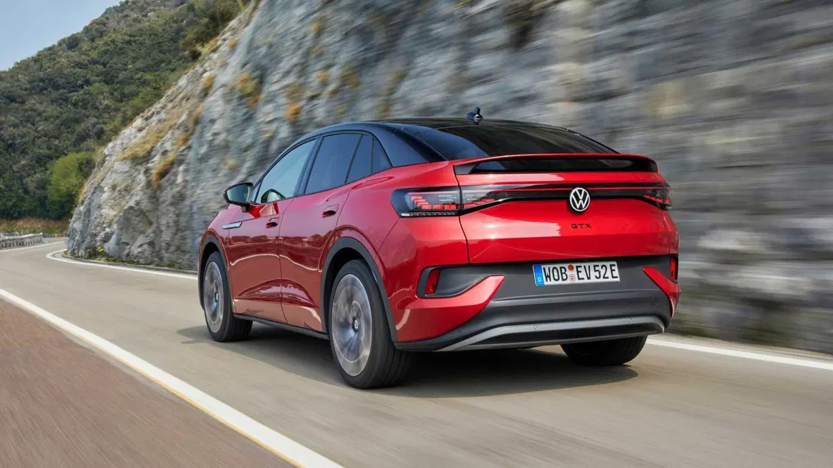Volkswagen ID.5 79 kWh GTX 4motion 340cv (7)