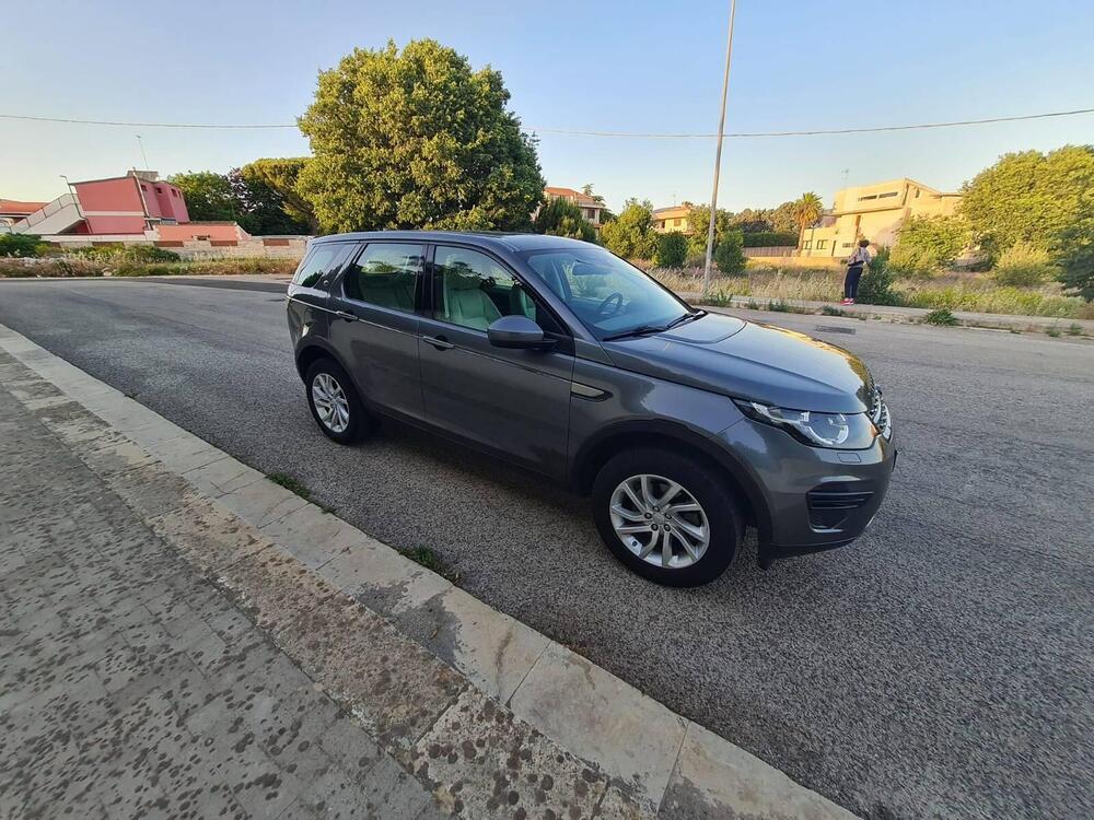 Land Rover Discovery Sport usata a Ragusa (4)