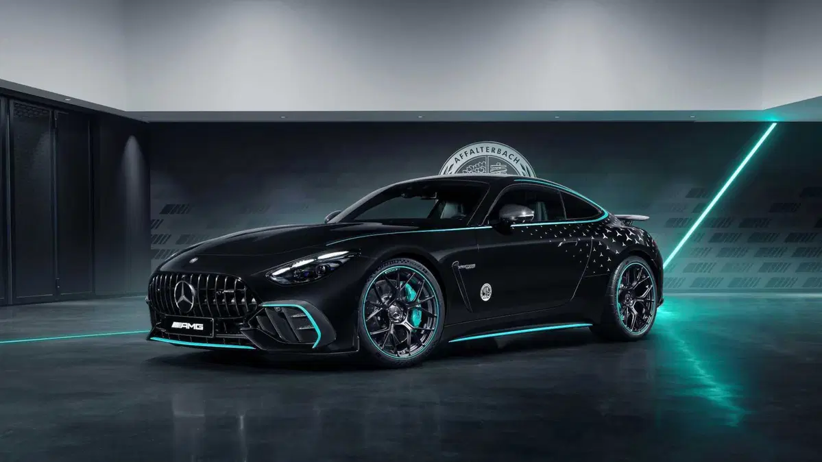 Mercedes-Benz AMG GT GT 63 Pro Premium Plus Motorsport Collectors Edition 4matic+ auto (2)
