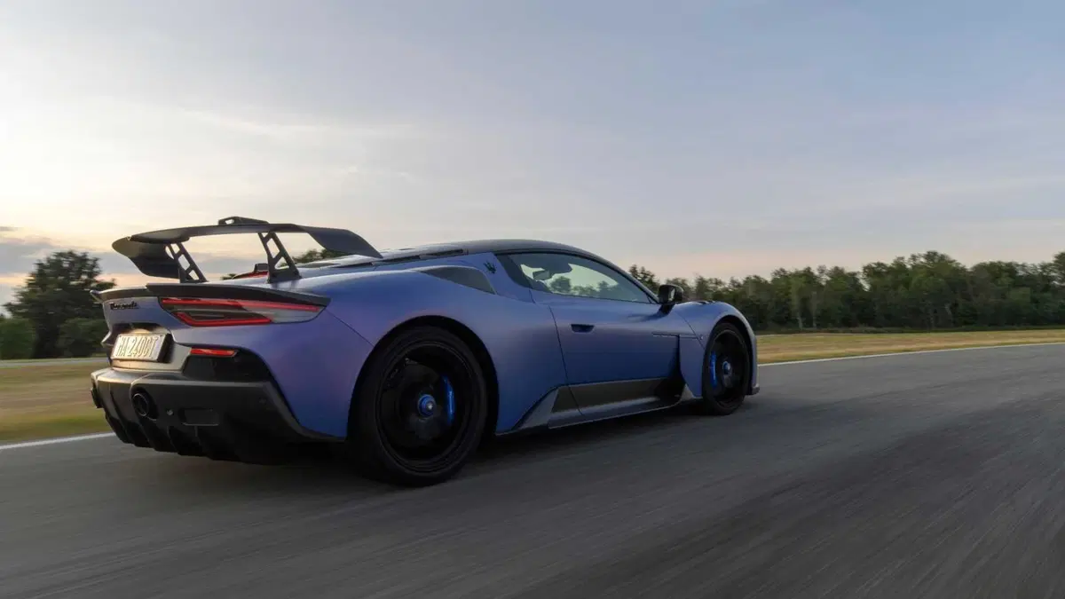 Maserati MC20 3.0 V6 GT2Stradale 640cv rwd auto (7)