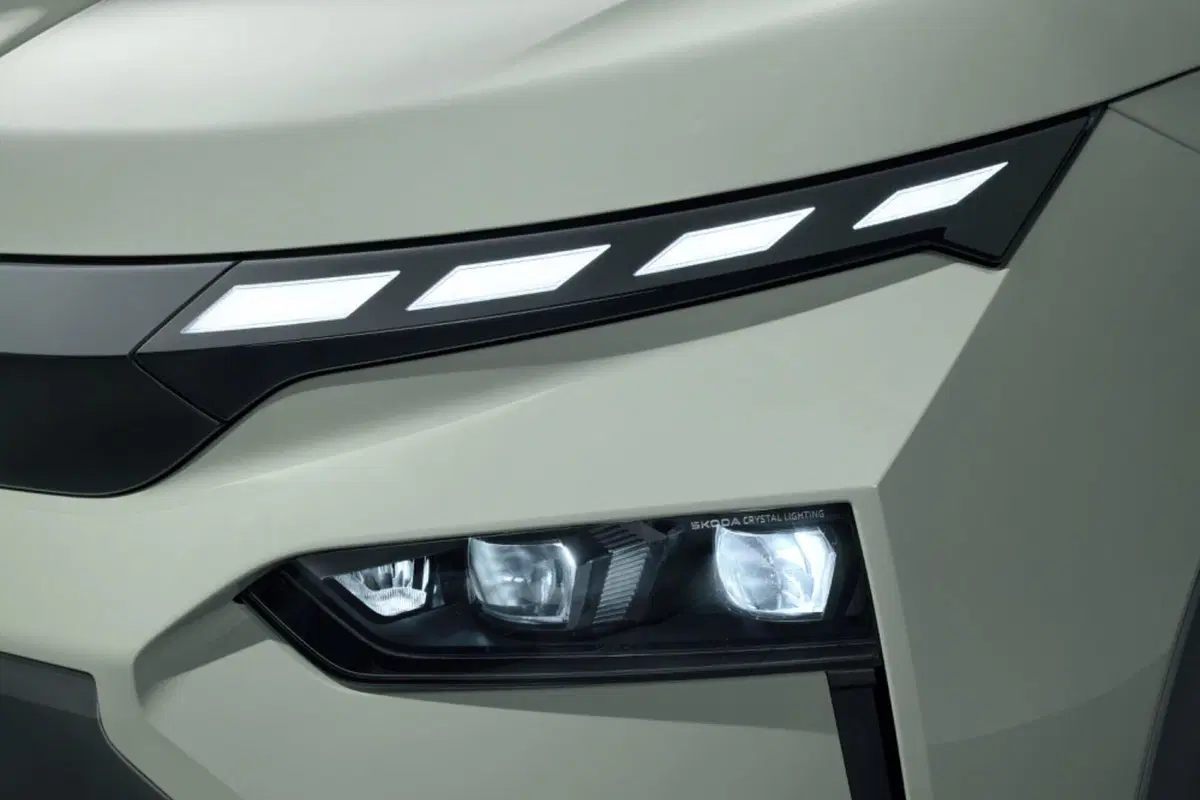 Skoda Elroq: debutta la suv ceca elettrica da 4,5 metri | Video (17)