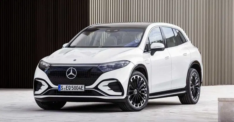 Mercedes dice addio alla sigla EQ per le auto elettriche
