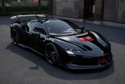Zlatan Ibrahimovic si regala una Ferrari SF90 XX Stradale per il suo compleanno