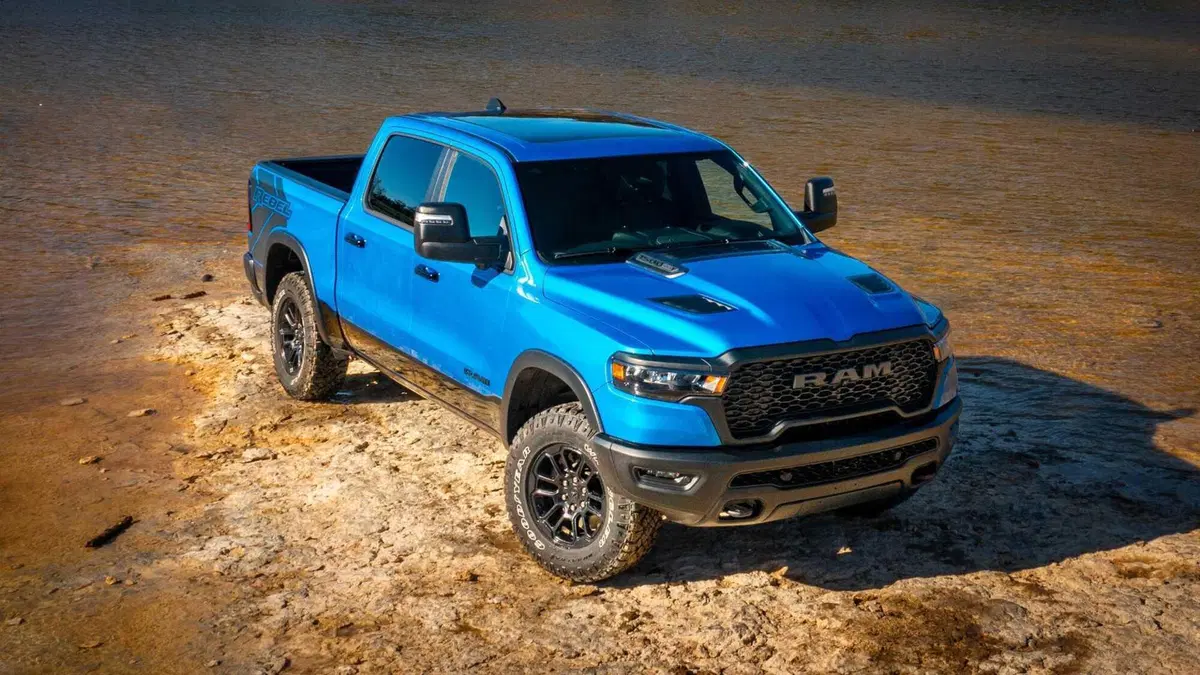 Ram Ram Pick-up Ram 1500 5.7 V8 Crew Cab Limited Night Edition 395cv at8 (3)
