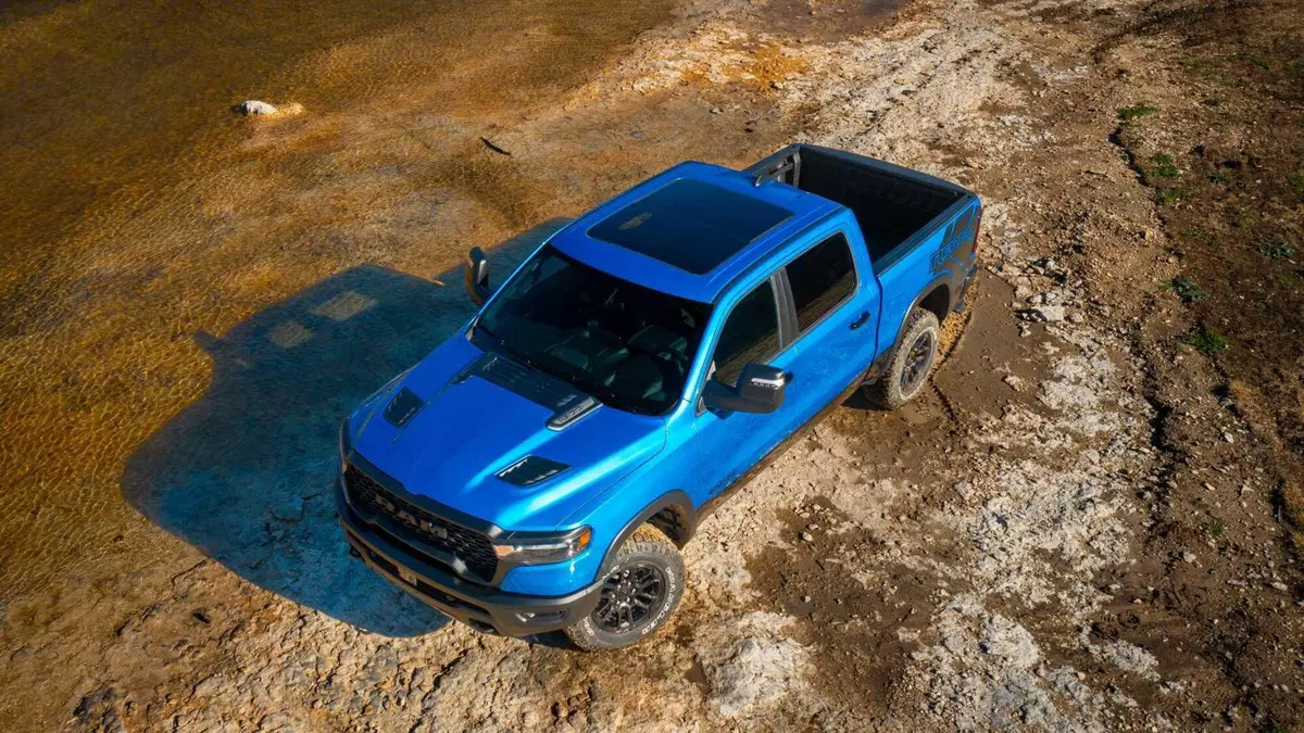 Ram Ram Pick-up Ram 1500 5.7 V8 Crew Cab Limited Night Edition 395cv at8 (5)