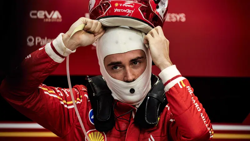 F1. Obiettivi futuri e l'arrivo di Lewis Hamilton in Ferrari, Charles Leclerc si racconta: "Nel 2025 c'&egrave; la possibilit&agrave; di vincere il titolo"