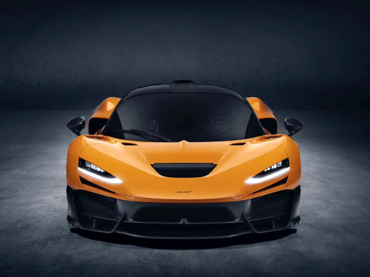 McLaren W1: è la più potente di sempre, ha 1.275 CV con il V8 ibrido (27)