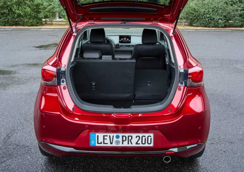 Mazda Mazda2 (12)