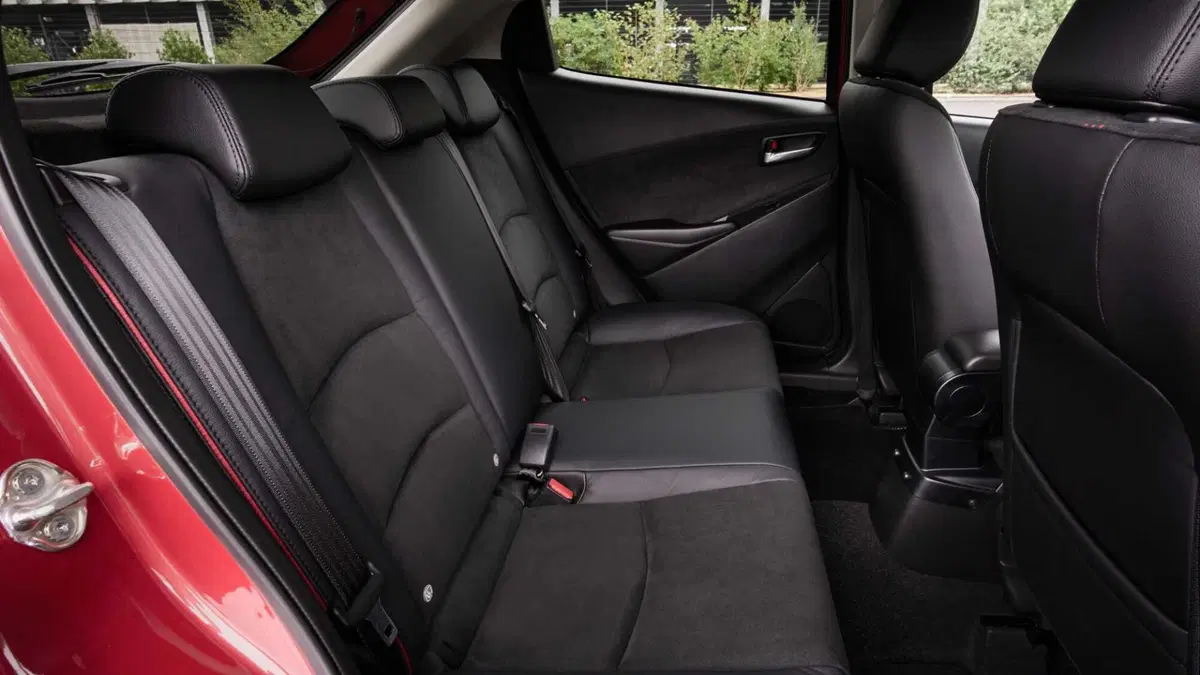 Mazda Mazda2 1.5 Skyactiv-G Evolve (11)