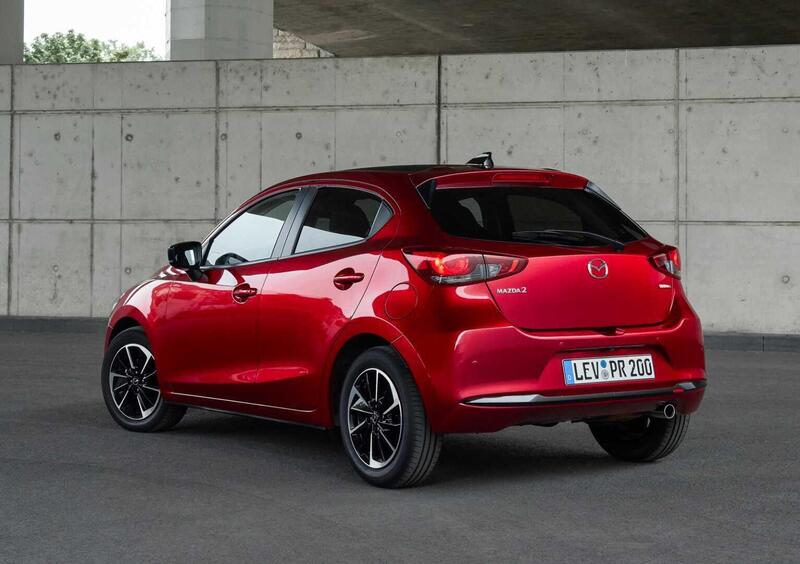 Mazda Mazda2 (2014-->>) (2)