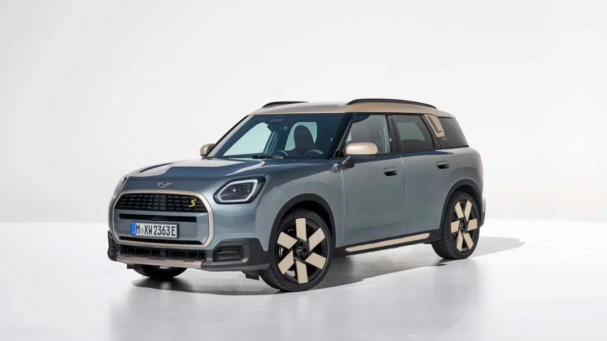 MINI Mini Countryman SE Essential all4 (2)