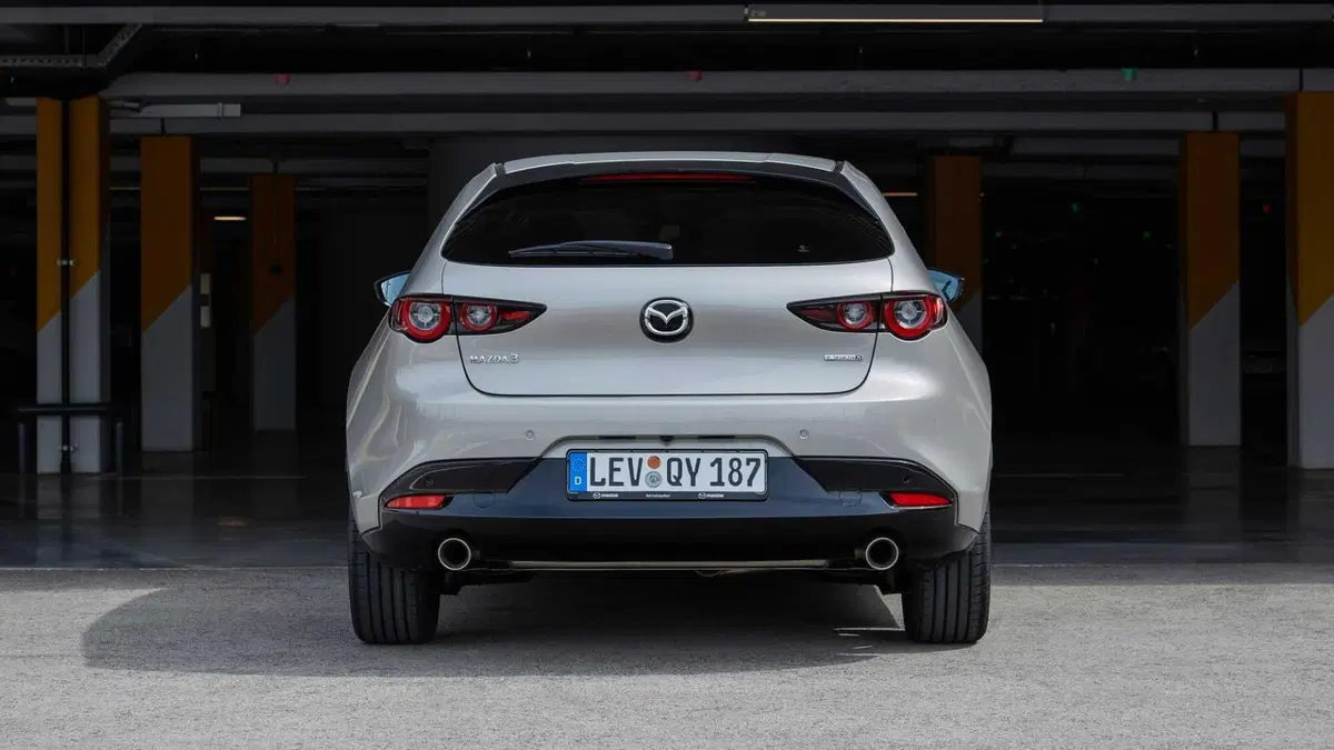 Mazda Mazda3 5p 2.0 m-hybrid Exclusive Line 150cv (9)