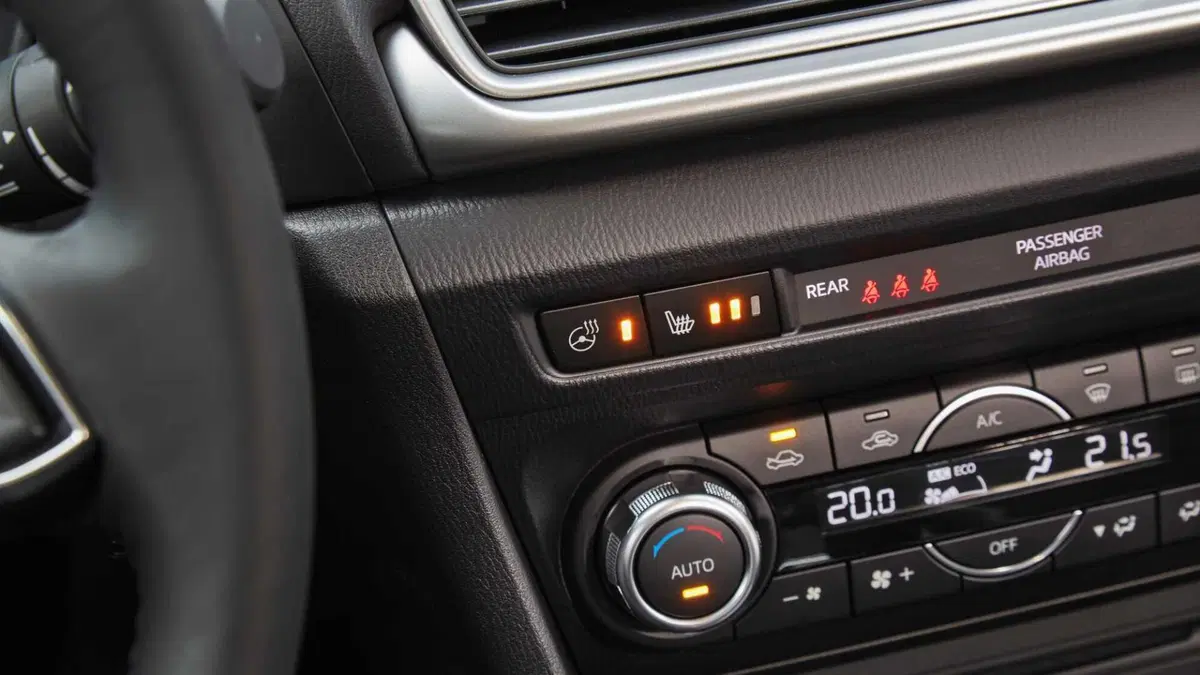 Mazda Mazda3 (2013-19) (16)