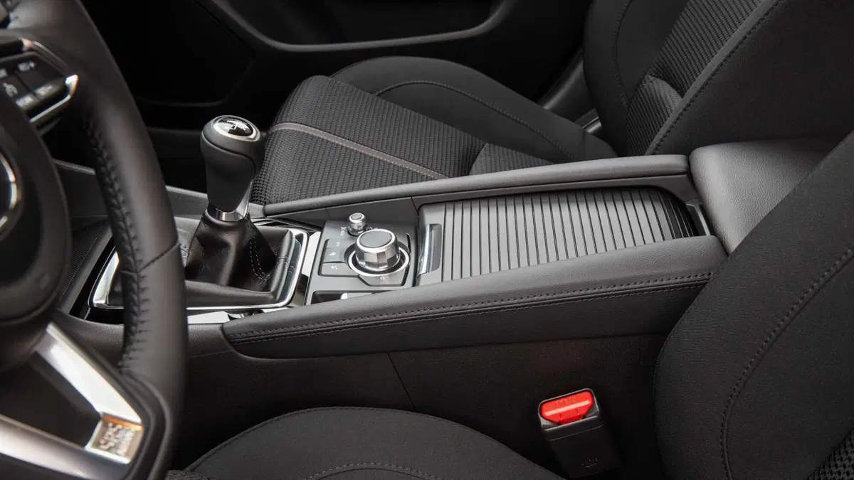 Mazda Mazda3 (2013-19) (11)