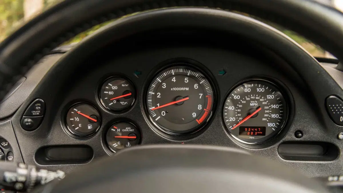Mazda RX-7 Coupé (1990-96) (24)