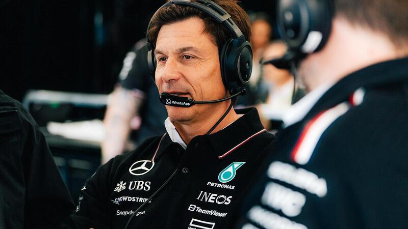 F1. Mercedes, sacrificare il 2025 per il prossimo regolamento tecnico? Toto Wolff non ci pensa proprio