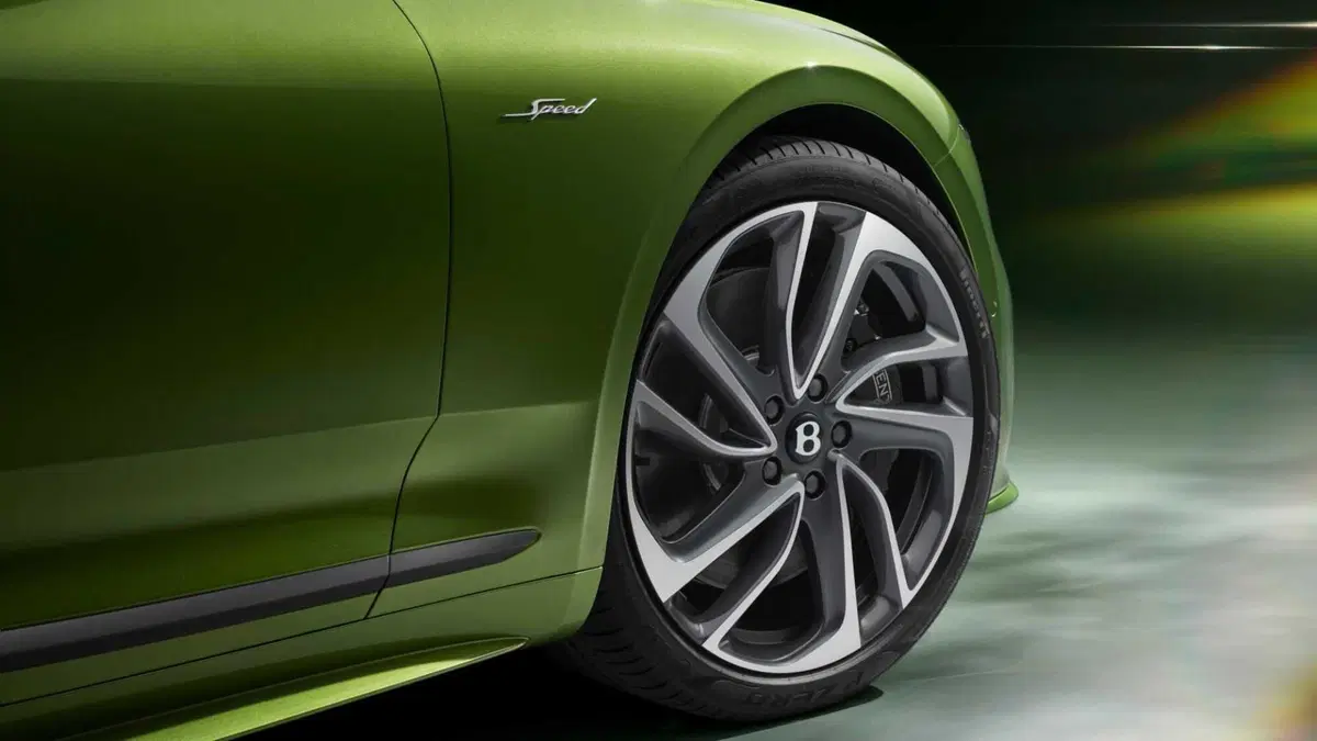 Bentley Continental GT (2024-->>) (13)