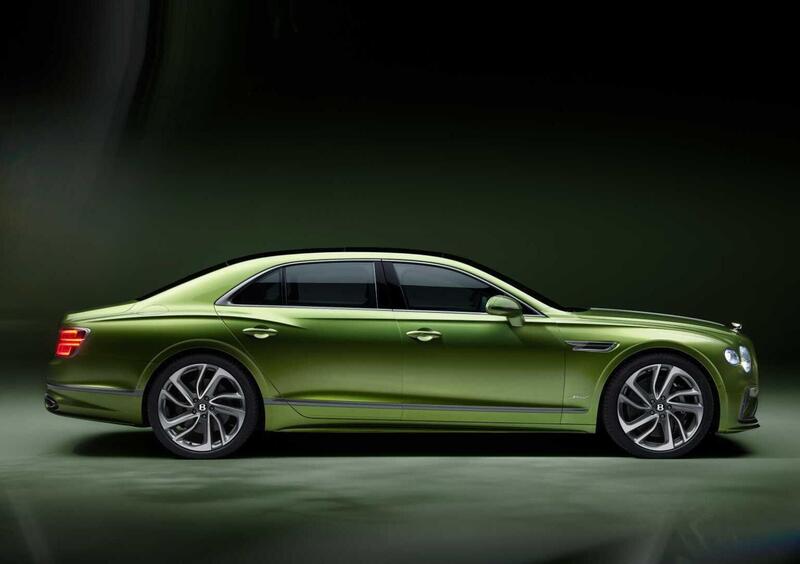 Bentley Flying Spur (2024-->>) (5)