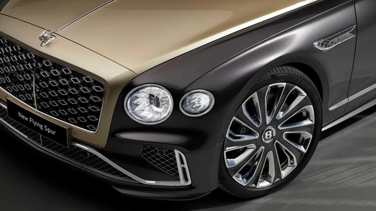 Bentley Flying Spur Spur 4.0 V8 phev Mulliner auto (4)