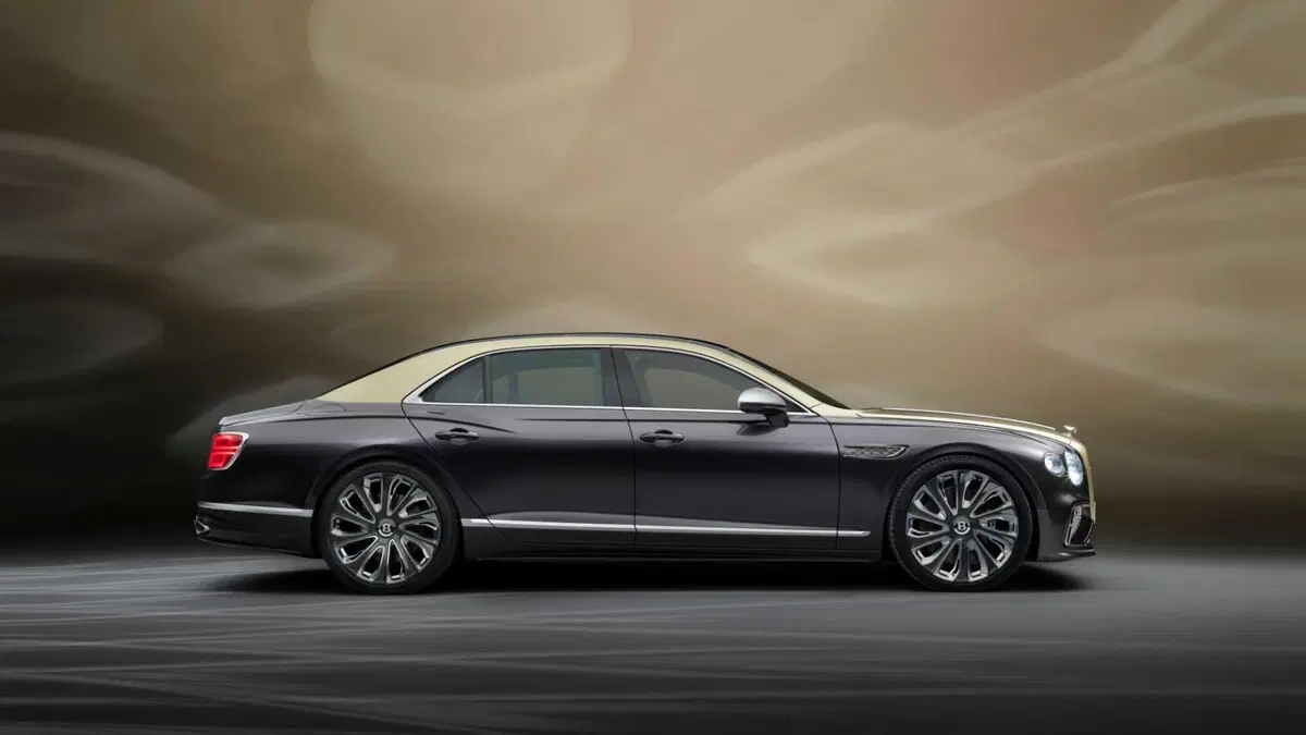 Bentley Flying Spur Spur 4.0 V8 phev Mulliner auto (3)