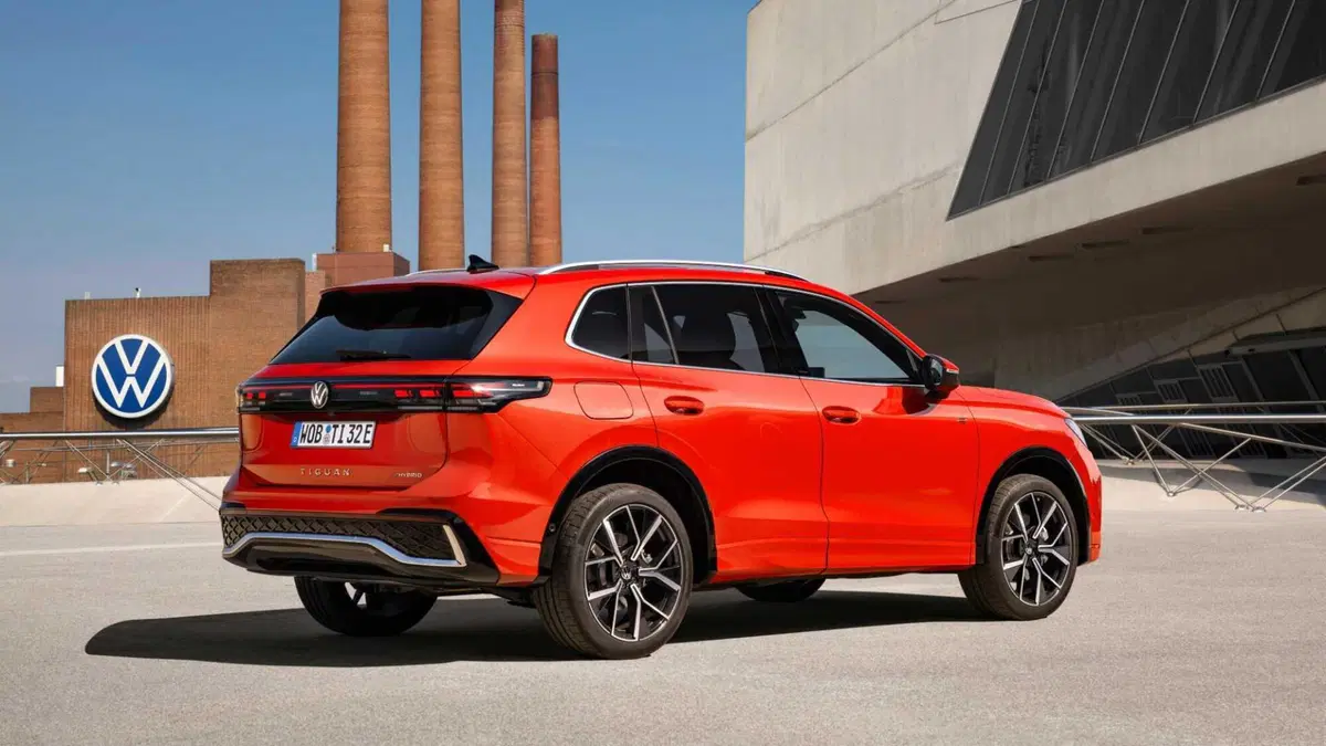 Volkswagen Tiguan 1.5 etsi R-Line 150cv dsg (4)