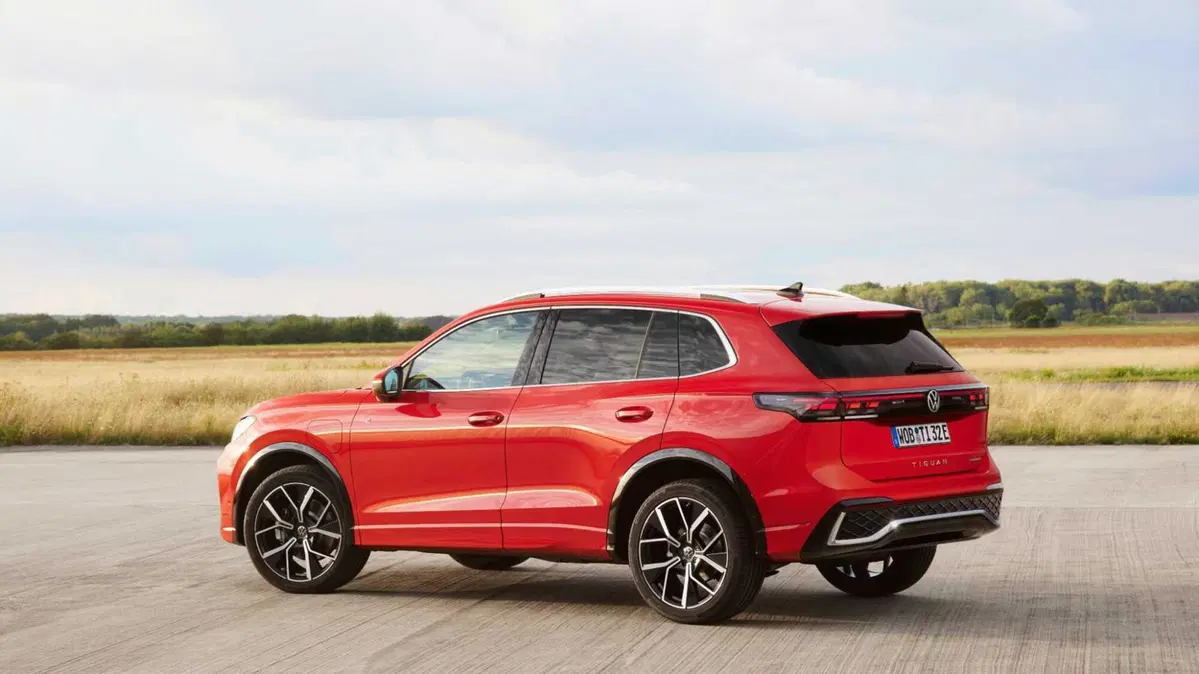 Volkswagen Tiguan 1.5 tsi ehybrid R-Line 272cv dsg (9)