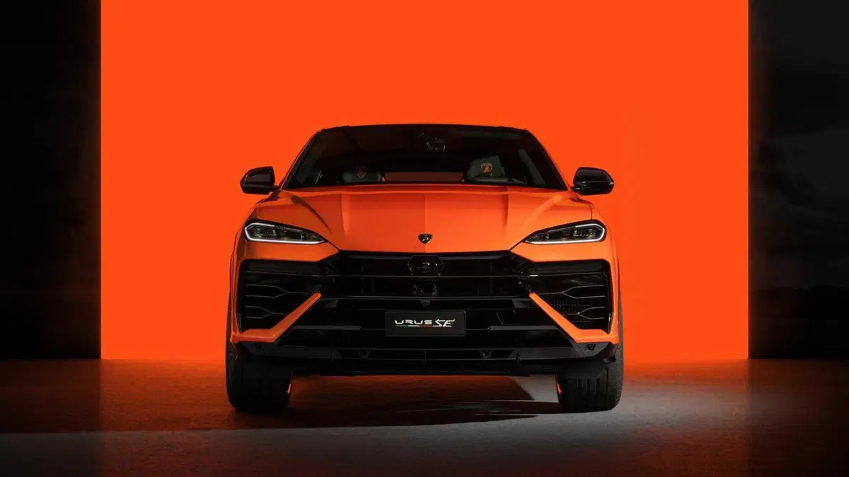 Lamborghini Urus 4.0 V8 phev SE auto (8)