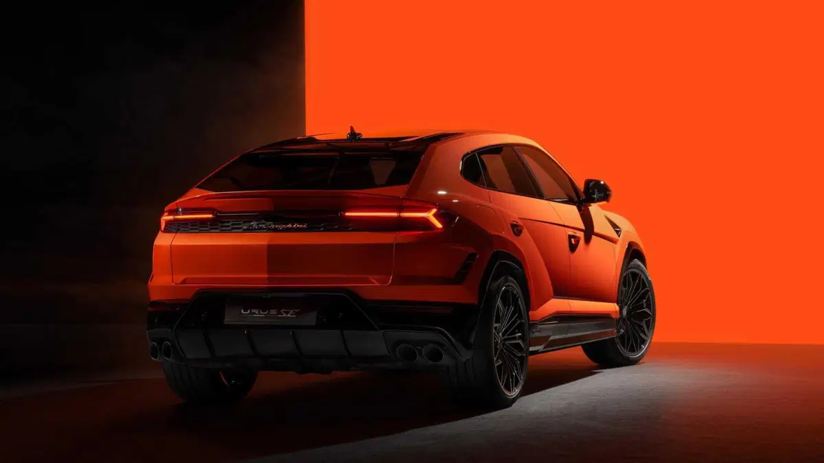 Lamborghini Urus 4.0 V8 phev SE auto (5)