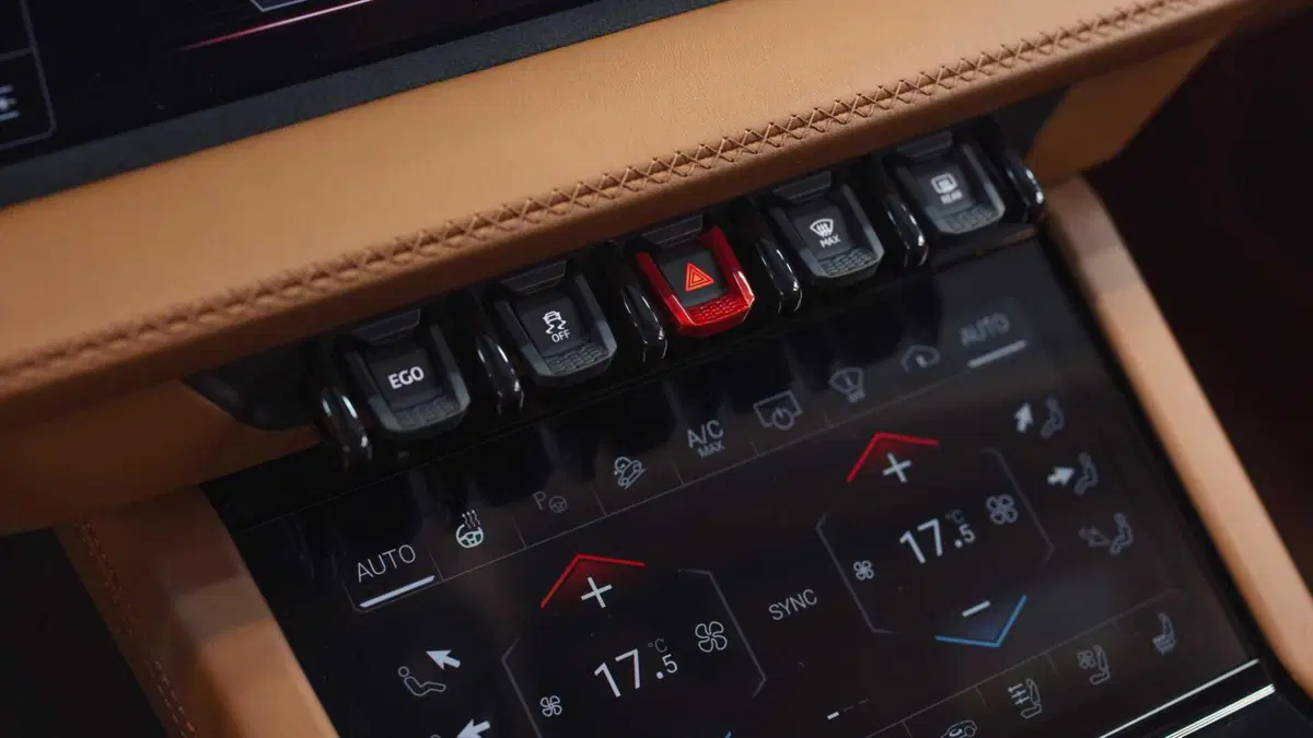 Lamborghini Urus 4.0 V8 phev SE auto (16)