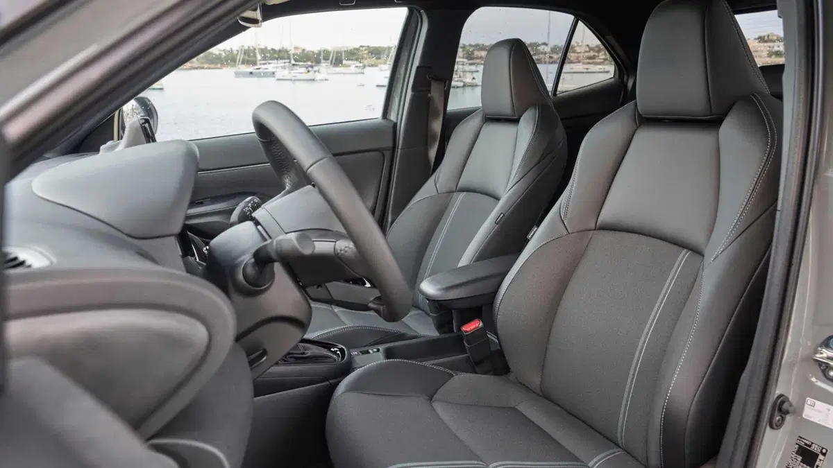 Toyota Yaris Cross (2021-->>) (30)