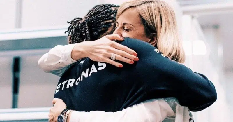 F1. Susie Wolff: "Vedere Lewis Hamilton con la tuta della Ferrari sar&agrave; un momento iconico"