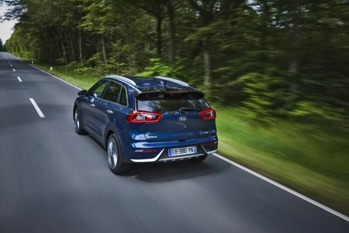 Kia Niro Hybrid [Video primo test] (8)