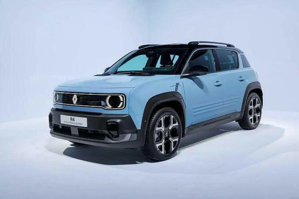 Renault 4 E-tech Electric: debutta a Parigi 2024 la B-Suv più nostalgica che c'è  (22)