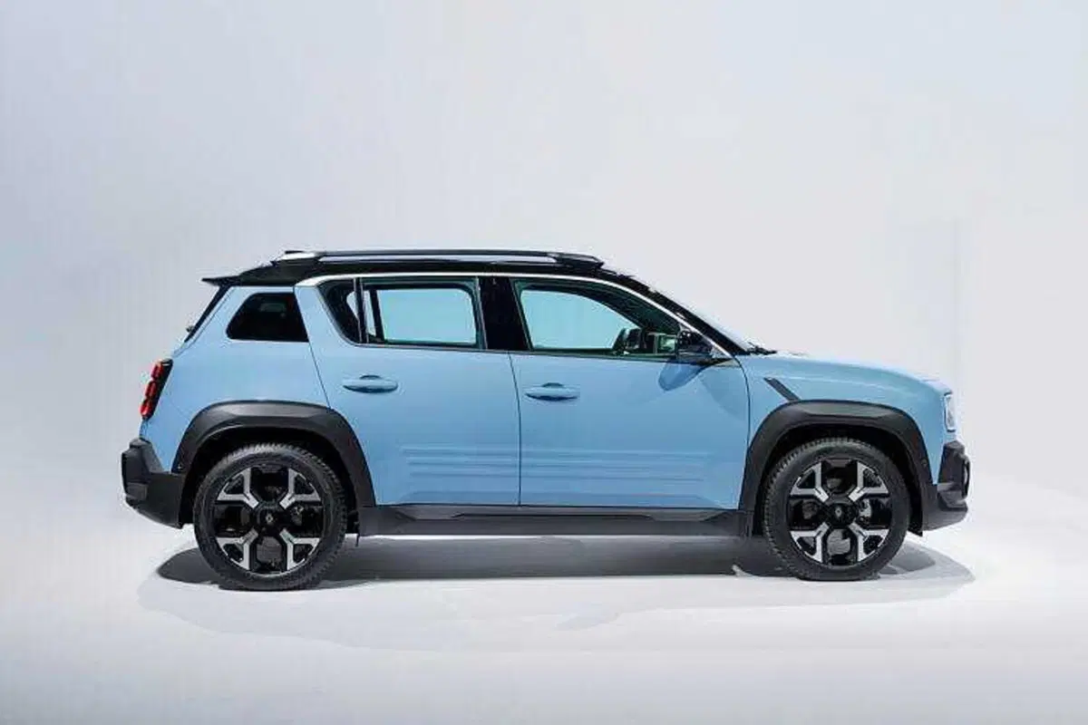 Renault 4 E-tech Electric: debutta a Parigi 2024 la B-Suv più nostalgica che c'è  (24)
