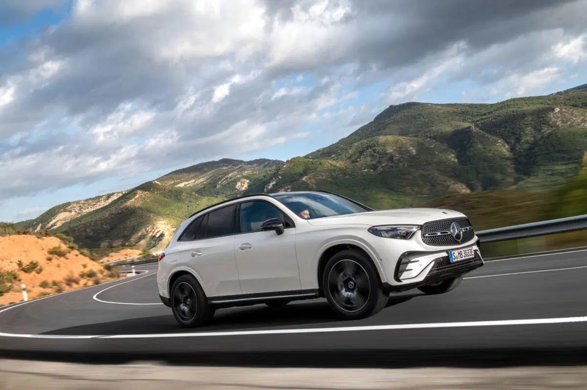 Mercedes GLC 2024: motorizzazioni, allestimenti e optional. Guida all’acquisto (8)