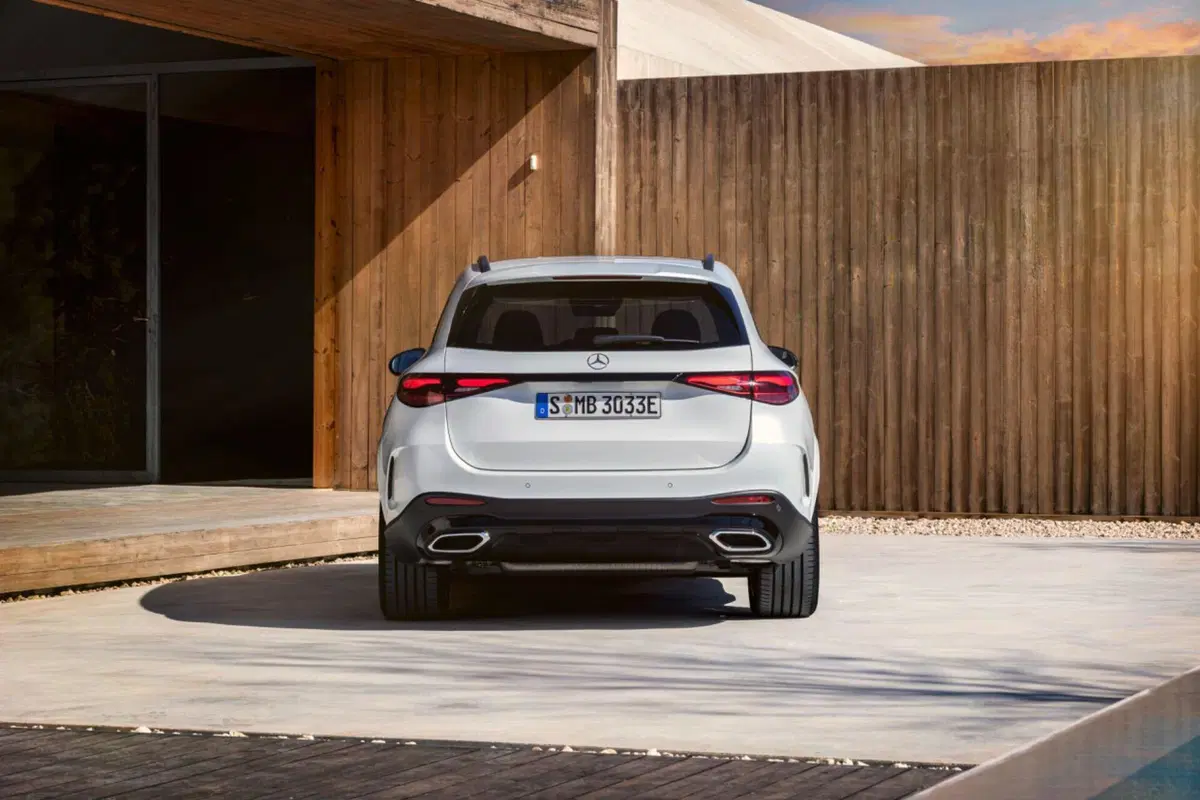 Mercedes GLC 2024: motorizzazioni, allestimenti e optional. Guida all’acquisto (19)
