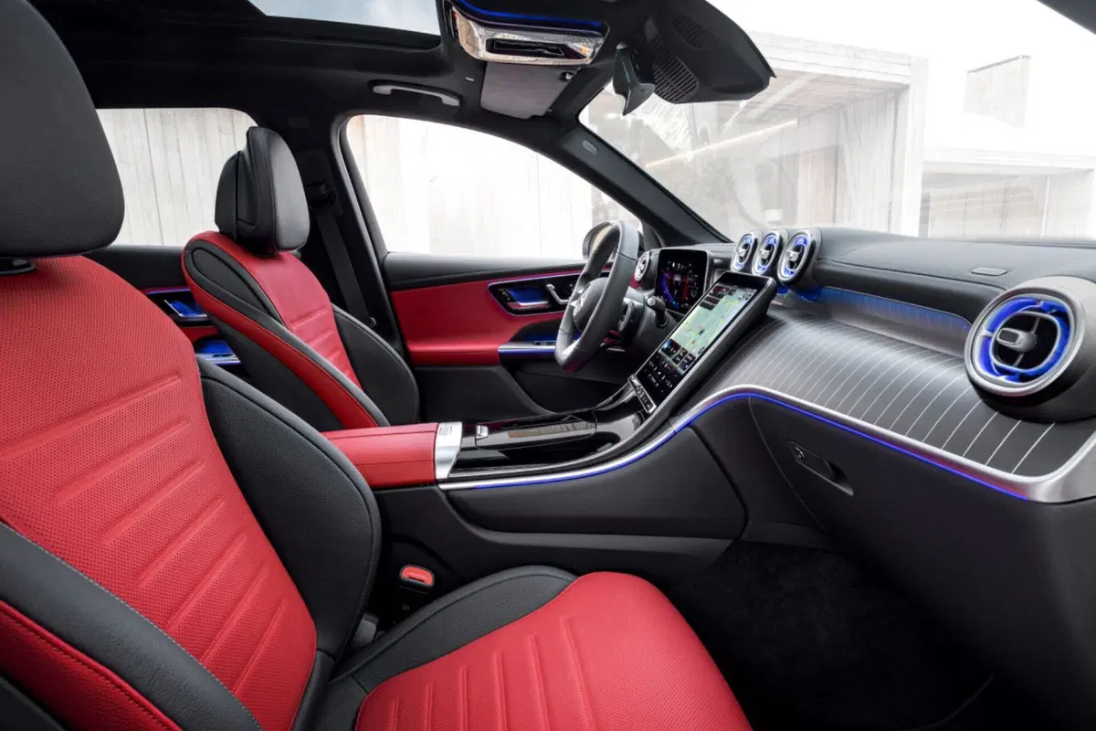Mercedes GLC 2024: motorizzazioni, allestimenti e optional. Guida all’acquisto (25)