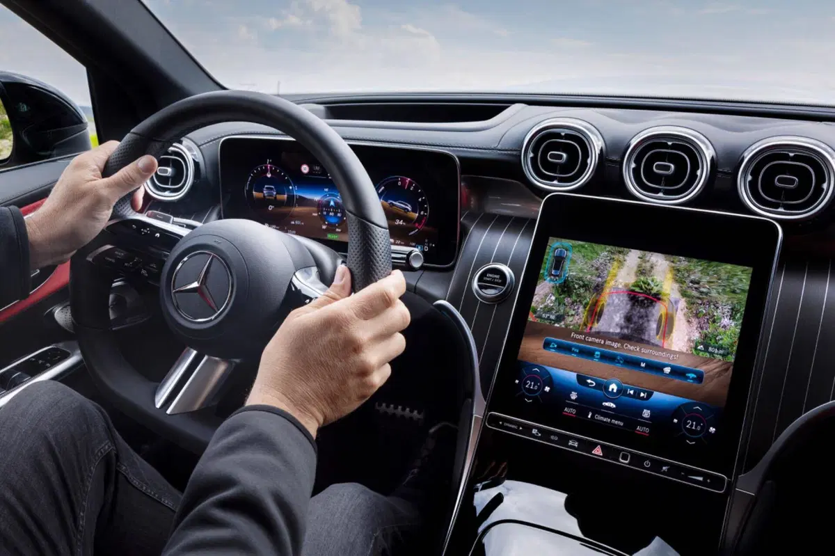 Mercedes GLC 2024: motorizzazioni, allestimenti e optional. Guida all’acquisto (35)