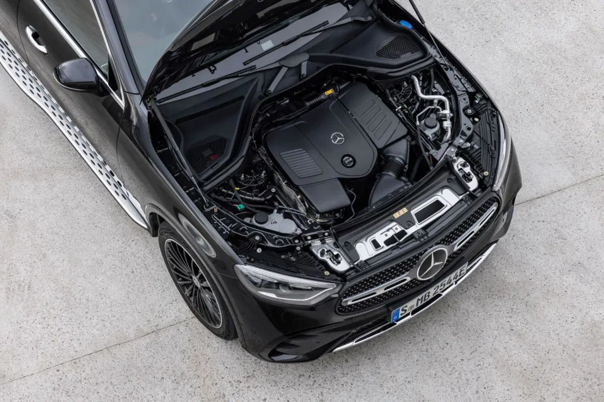 Mercedes GLC 2024: motorizzazioni, allestimenti e optional. Guida all’acquisto (60)