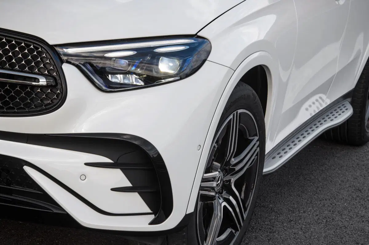 Mercedes-Benz GLC 2024: motorizzazioni, allestimenti e optional. Guida all’acquisto (18)